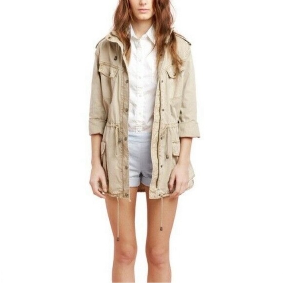 Aritzia Jackets & Blazers - NWT Aritzia Talula Trooper Hooded Utility Jacket sz M medium
